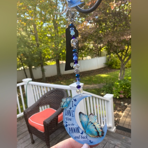 🌸Car Charm Rear View Mirror Moon/ Butterfly - Picture 5 of 6